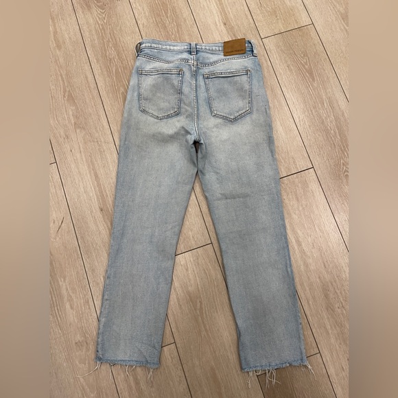 Denim Forum Distressed Arlo Highrise Straight Size 28 👖⚠️see description - Picture 2 of 5